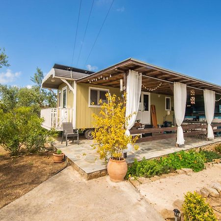 Hakuna Matata Holidays Wooden Lodge With Airco & Pool In Greek Olive Grove Methoni  Exterior photo