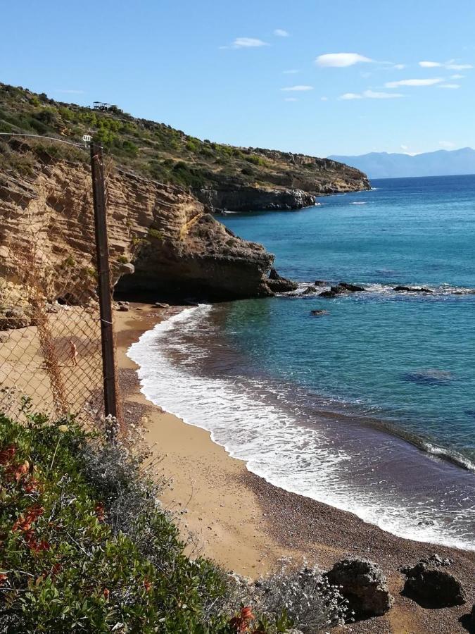 Hakuna Matata Holidays Wooden Lodge With Airco & Pool In Greek Olive Grove Methoni  Exterior photo